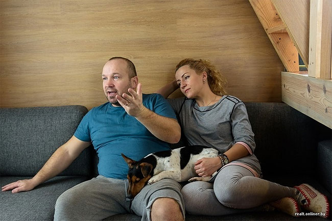 Фотография: Трое белорусов и собака живут в домике площадью 16 квадратных метров №26 - BigPicture.ru