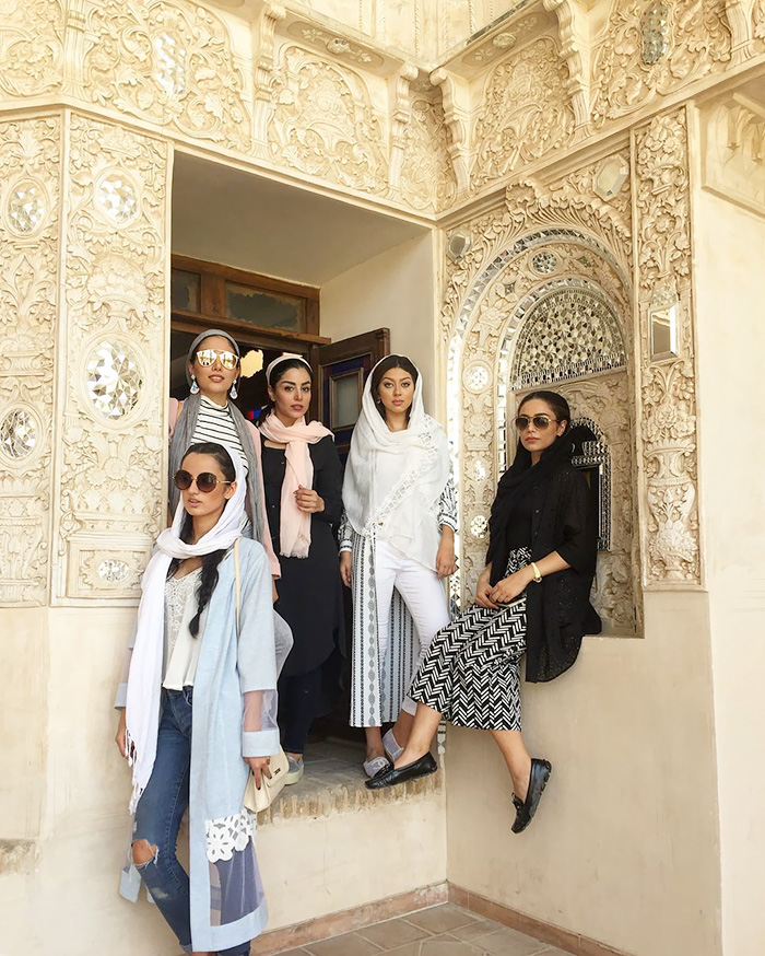 Фотография: Смелые иранские модницы в кедах разрушают стереотипы №29 - BigPicture.ru