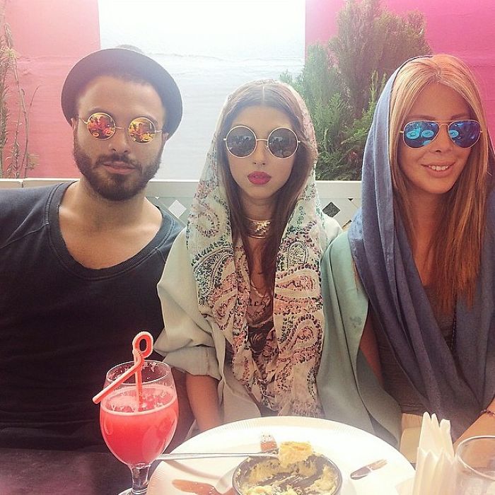 Фотография: Смелые иранские модницы в кедах разрушают стереотипы №5 - BigPicture.ru