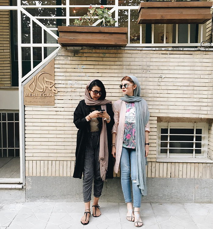 Фотография: Смелые иранские модницы в кедах разрушают стереотипы №40 - BigPicture.ru