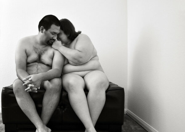 «Толстая любовь»: фотопроект об отношениях, которые общество предпочитает не замечать