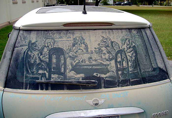 Фотография: Пыльная работа: художник пишет крутые картины на грязных стеклах машин №14 - BigPicture.ru