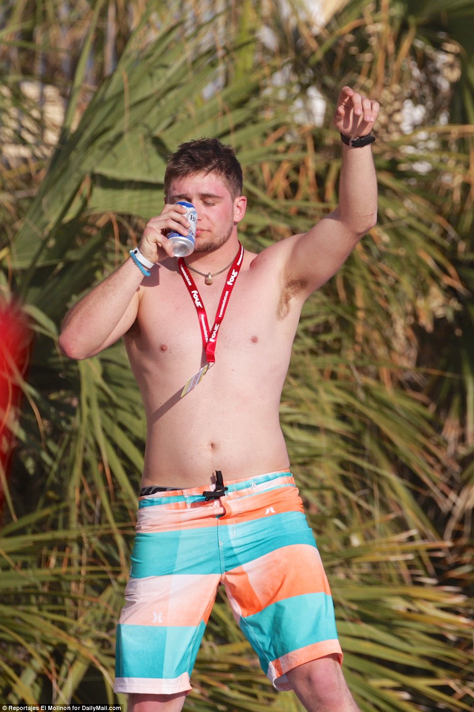 Фотография: Пьянки, танцы голышом и аресты: как в США проводят весенние каникулы №20 - BigPicture.ru