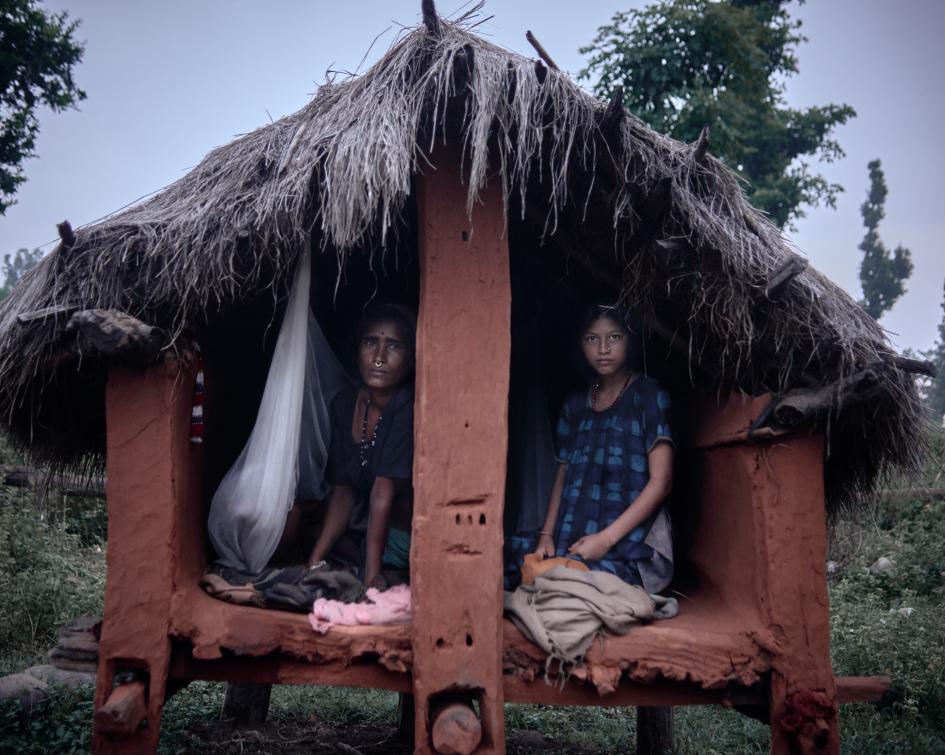 Фотография: Виновна по признаку пола: куда отправляют девушек на время менструации в Непале №3 - BigPicture.ru
