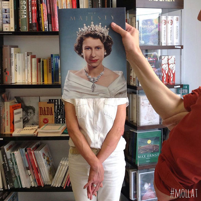 Фотография: Что делают с книгами продавцы, когда им нечем заняться №5 - BigPicture.ru