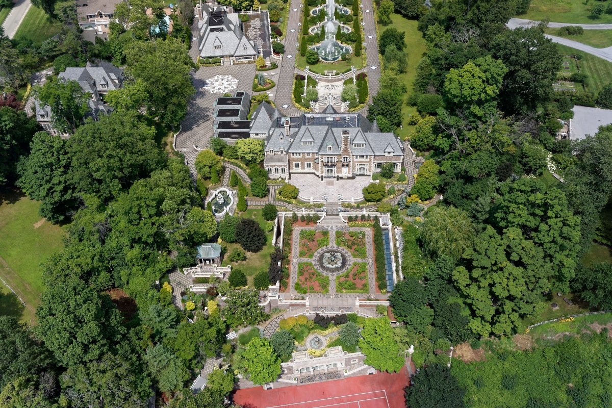 Фотография: Как выглядит дом миллиардера, эмигрировавшего из СССР, стоимостью 85 миллионов долларов №7 - BigPicture.ru