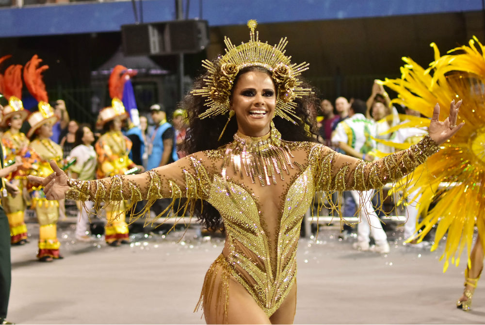 Фотография: Бразильский карнавал — 2017: яркие моменты и откровенные костюмы №30 - BigPicture.ru
