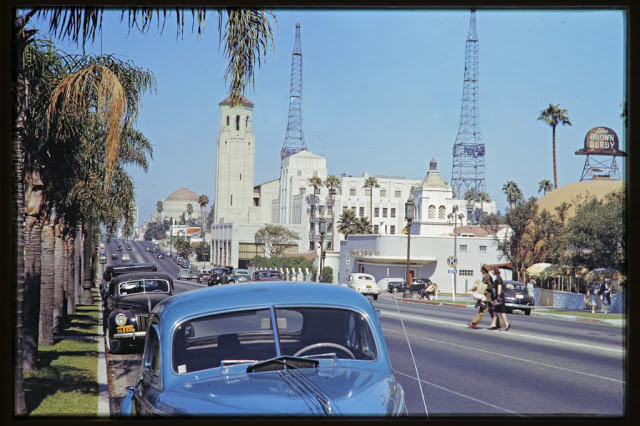 Фотография: Пока СССР воевал с фашистами: цветные фото мирного Лос-Анджелеса в годы Второй мировой и после №11 - BigPicture.ru