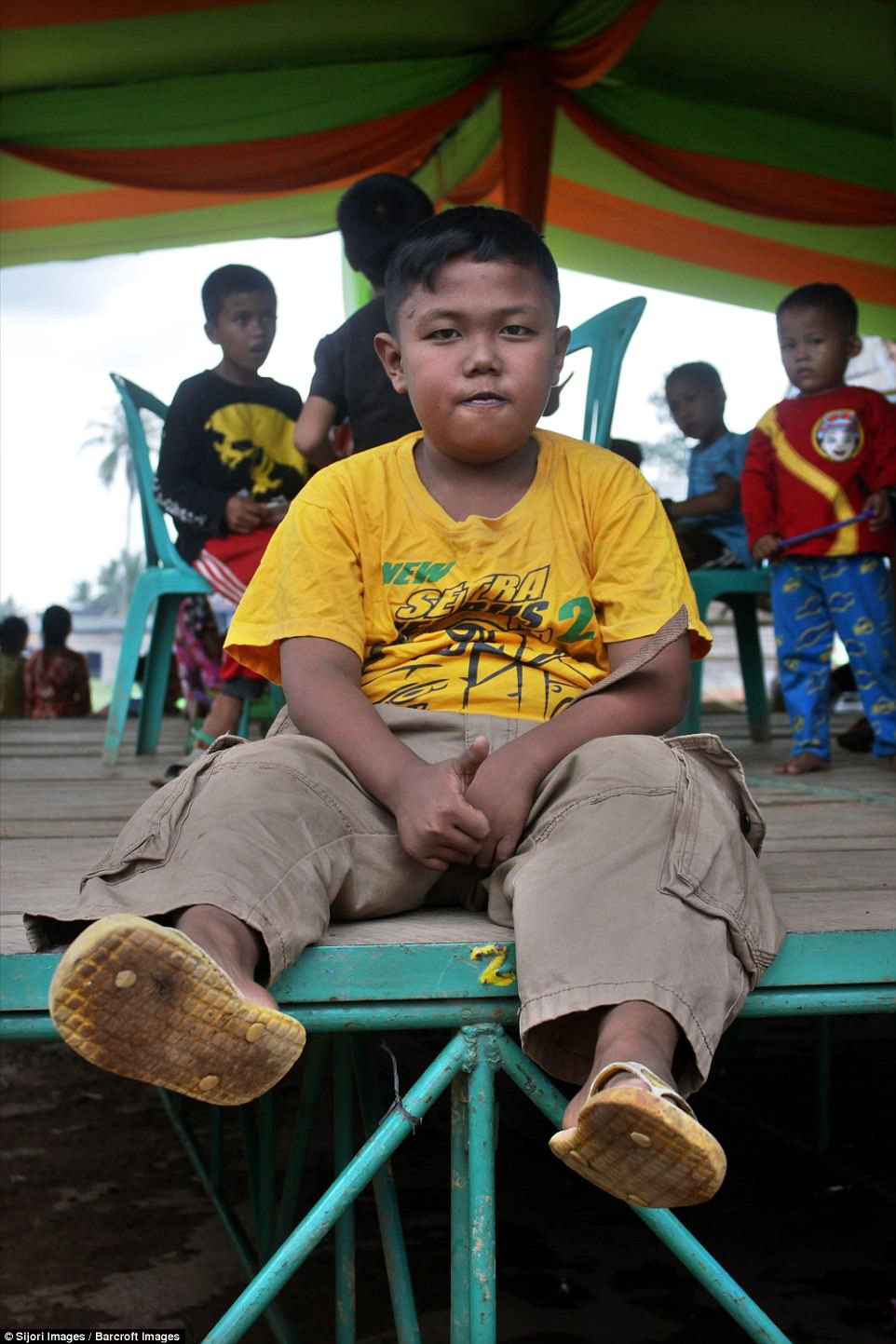 Фотография: Двухлетний малыш из Индонезии бросил курить №11 - BigPicture.ru