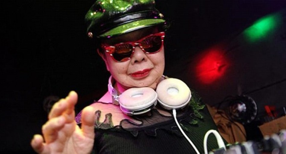 Фотография: DJ Sumirock — 82-летняя японка, которая покорила модные танцполы Токио №2 - BigPicture.ru