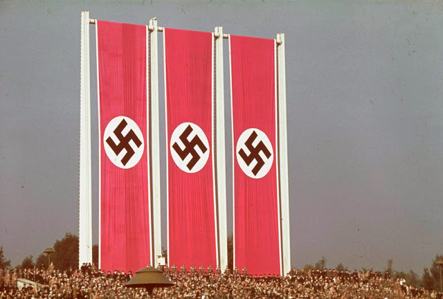 Фотография: Нацистская Германия на цветных фото Хуго Йегера — личного фотографа Гитлера №17 - BigPicture.ru