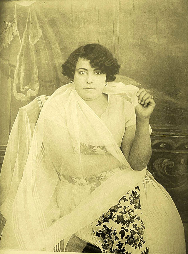 Фотография: Как менялись лица иранских женщин 1920-1950-х годов №20 - BigPicture.ru
