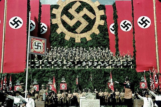 Фотография: Нацистская Германия на цветных фото Хуго Йегера — личного фотографа Гитлера №20 - BigPicture.ru