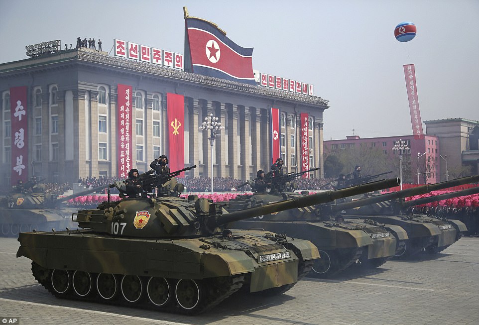 Фотография: Стойкие оловянные: кто защитит Ким Чен Ына, если Трамп нападет №5 - BigPicture.ru