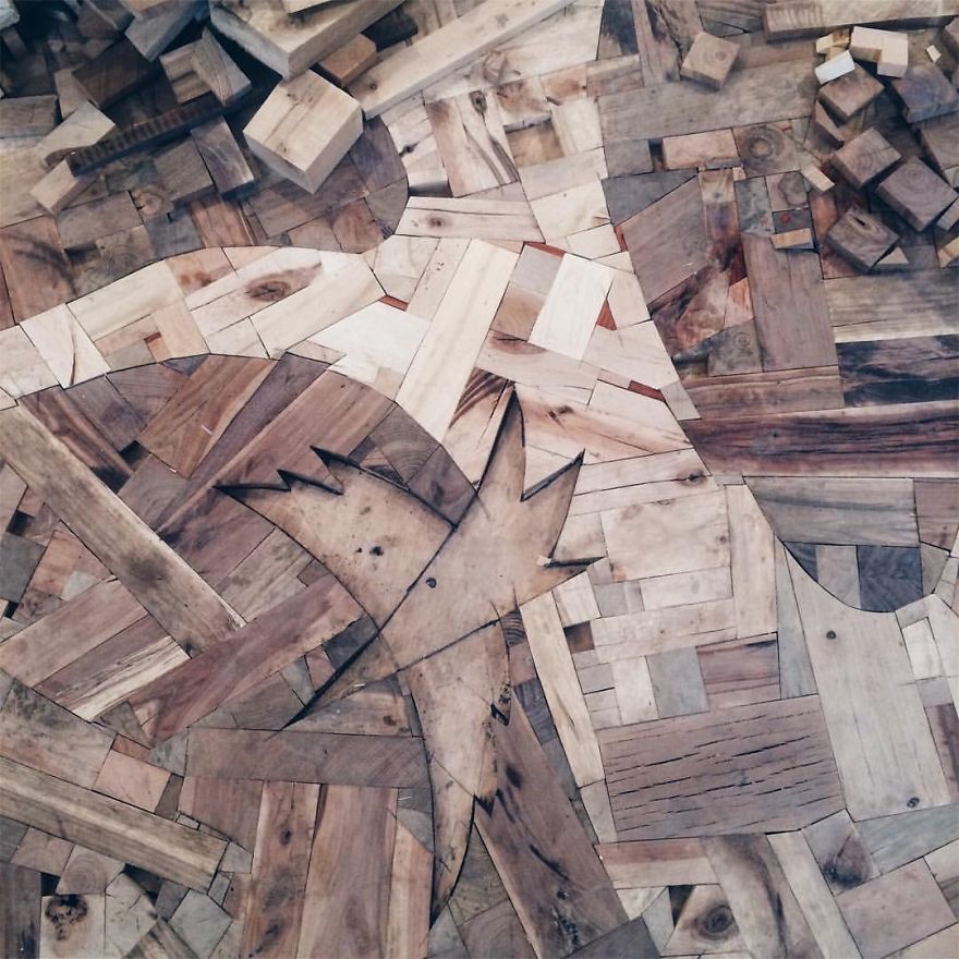 Фотография: Российский дизайнер собирает деревянный пол своими руками из обычных досок №8 - BigPicture.ru