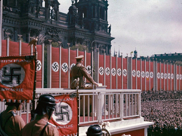 Фотография: Нацистская Германия на цветных фото Хуго Йегера — личного фотографа Гитлера №9 - BigPicture.ru