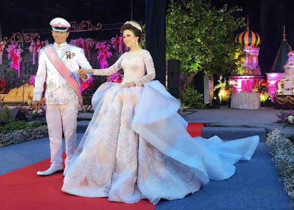 Сказочное платье невесты из Индонезии стало самым «залайканным» в Instagram
