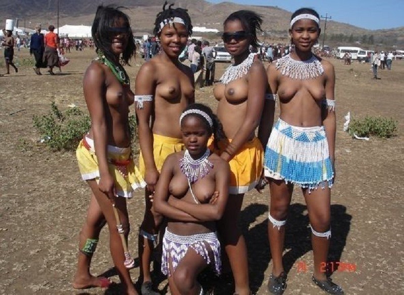 Фотография: Король выбирает: ежегодный парад девственниц в Свазиленде №6 - BigPicture.ru