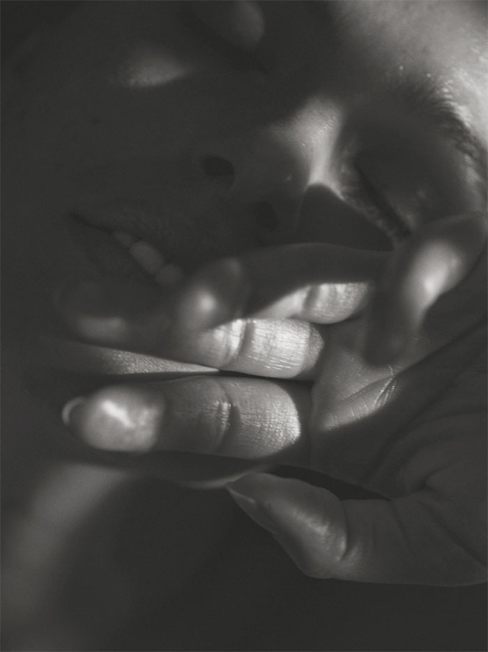 Фотография: Сексуальность в теле: откровенная черно-белая фотосессия модели размера плюс Эшли Грэм №11 - BigPicture.ru