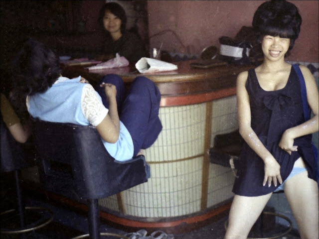 Фотография: Проституция во время Вьетнамской войны на фотографиях 1960-1970-х годов №29 - BigPicture.ru