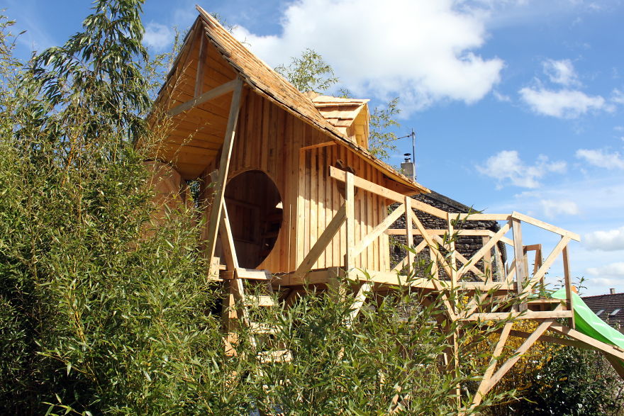 Фотография: Как построить настоящий замок для ребенка из обыкновенных деревянных палет №15 - BigPicture.ru