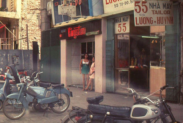 Фотография: Проституция во время Вьетнамской войны на фотографиях 1960-1970-х годов №2 - BigPicture.ru