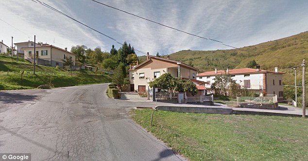 Фотография: Мэр итальянской деревушки предлагает 2000 евро всем, кто переселится к ним №4 - BigPicture.ru