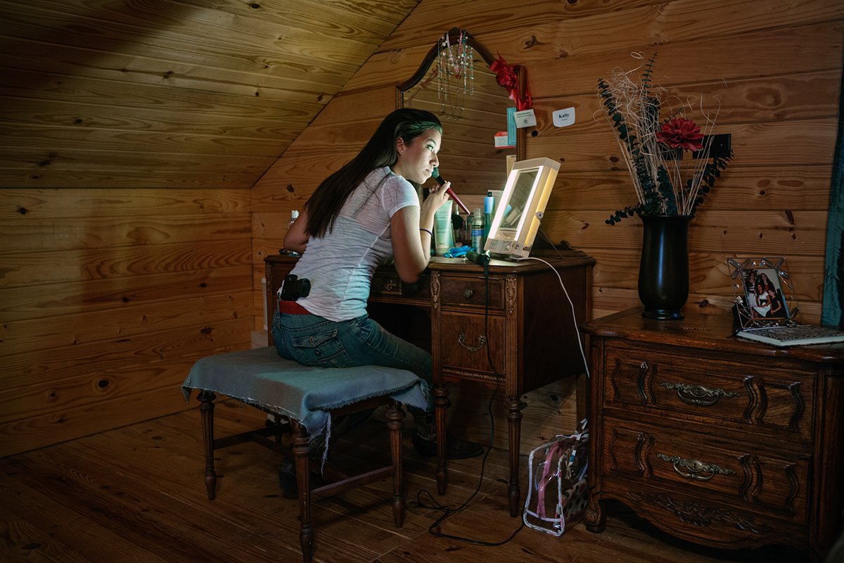 Фотография: Фотопроект о знойных техасских женщинах и их любимом оружии №5 - BigPicture.ru