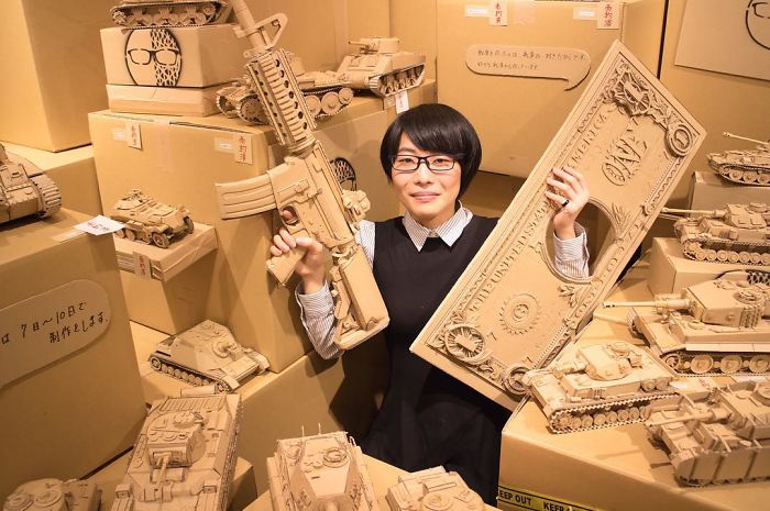 Фотография: Японка никогда не выбрасывает картонные коробки: она находит им применение получше №6 - BigPicture.ru