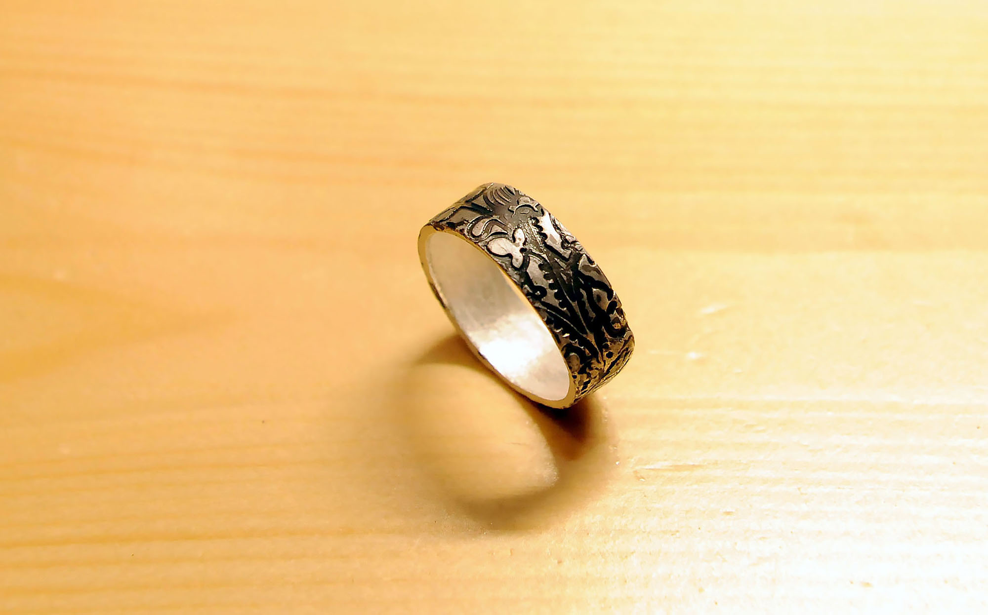Фотография: Как это сделано: серебряное кольцо своими руками №25 - BigPicture.ru