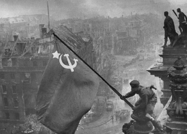 В День Победы: 35 знаменитых снимков Великой Отечественной войны