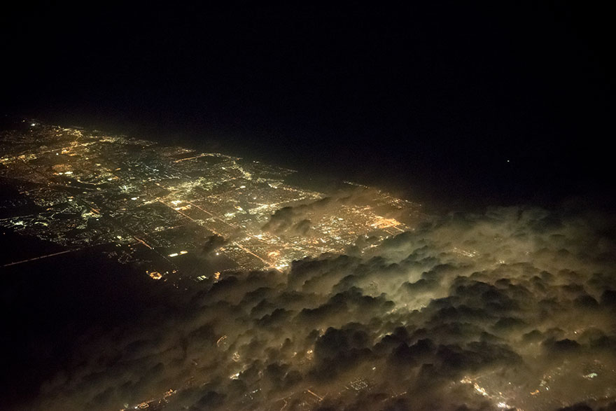 Фотография: Под крылом самолета: тучи, бури, грозы на ошеломляющих снимках пилота №7 - BigPicture.ru