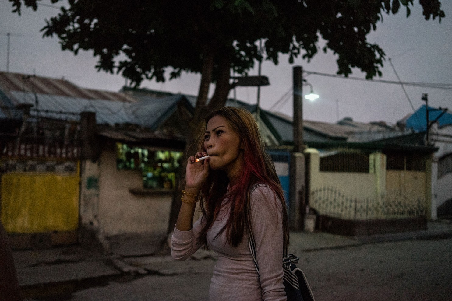 Фотография: Тайфун бесчестия: как стихия ввергла целое поколение филиппинок в проституцию №7 - BigPicture.ru