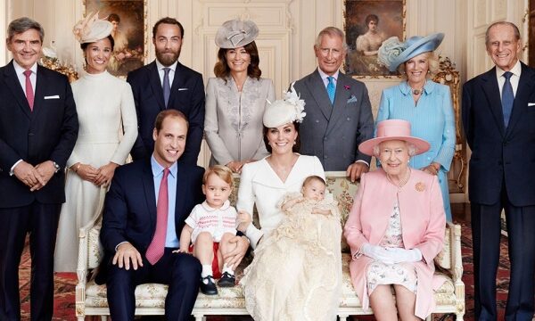 Путешествия по-королевски: сколько британская королевская семья тратит на поездки