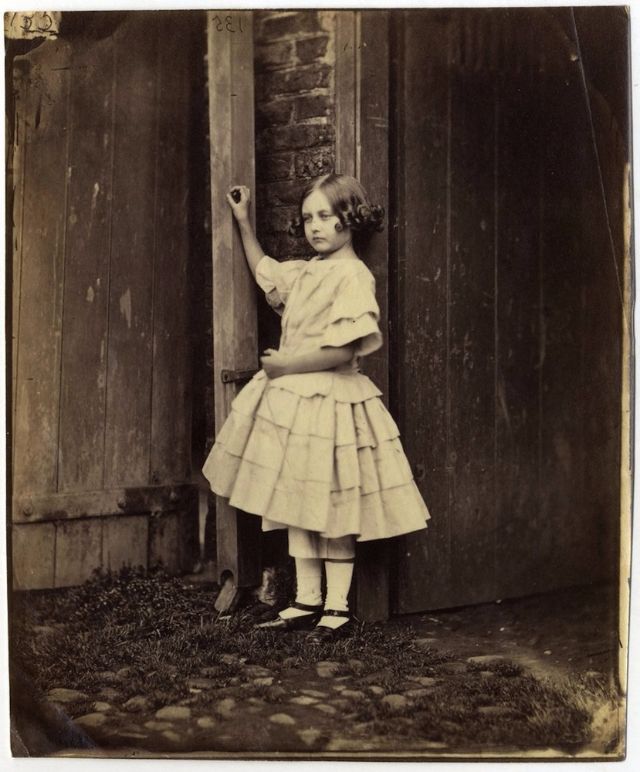 Фотография: Юные Алисы: портреты детей от Льюиса Кэрролла №15 - BigPicture.ru