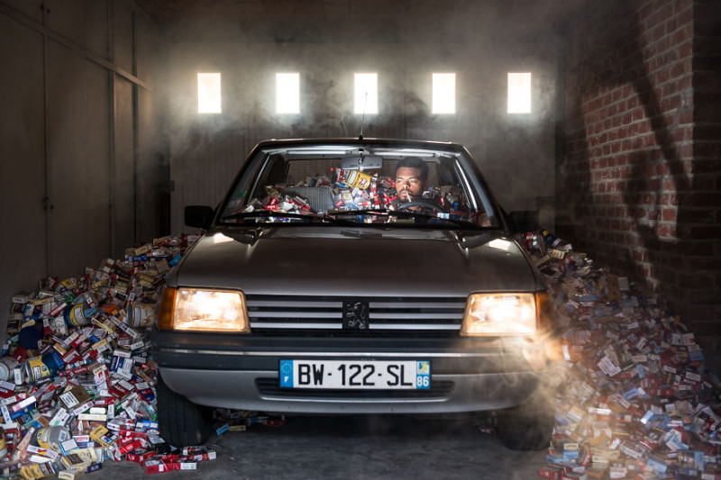Фотография: Фотограф четыре года не выбрасывал мусор ради фотосессии №2 - BigPicture.ru