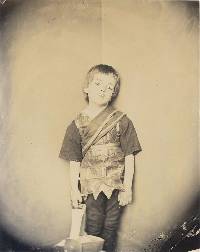 Фотография: Юные Алисы: портреты детей от Льюиса Кэрролла №26 - BigPicture.ru