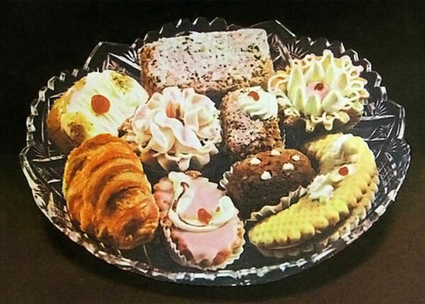 Легендарные советские пирожные — чем увлекались сладкоежки в СССР