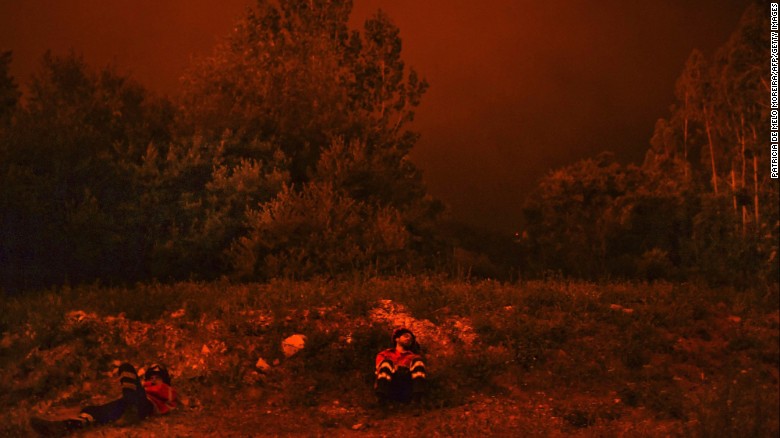 Фотография: Португалия страдает от самого масштабного пожара за последние 50 лет №9 - BigPicture.ru