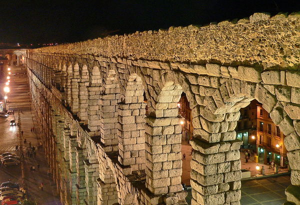 Акведук в Сеговии