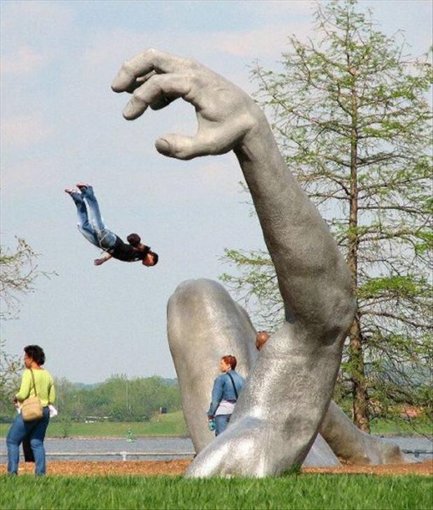 Фотография: Как эксплуатировать памятники, чтобы инстаграм купал вас в лайках №3 - BigPicture.ru