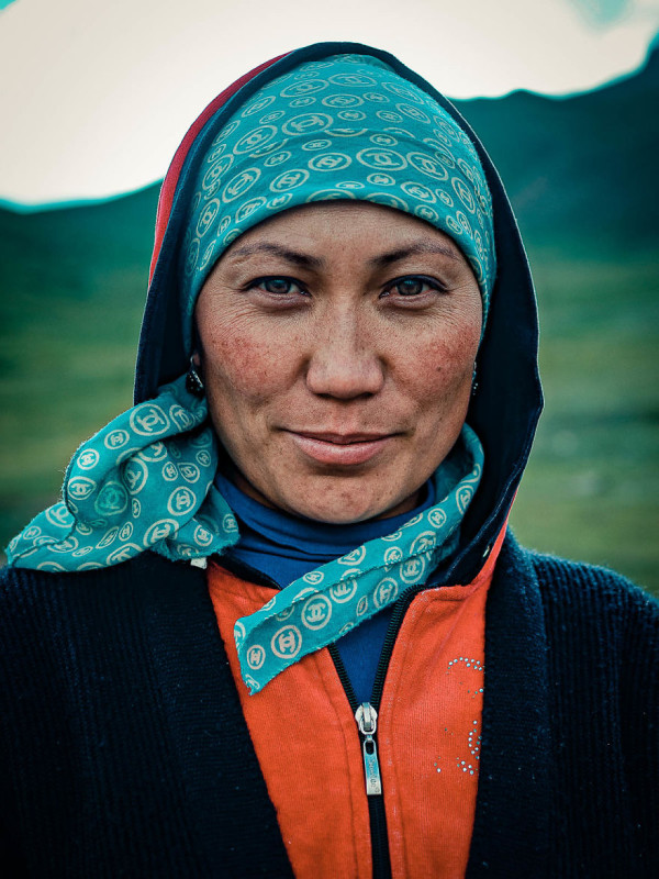 Фотография: Искренняя улыбка и пронзительный взгляд жителей Кыргызстана в объективе ливанского фотографа №11 - BigPicture.ru