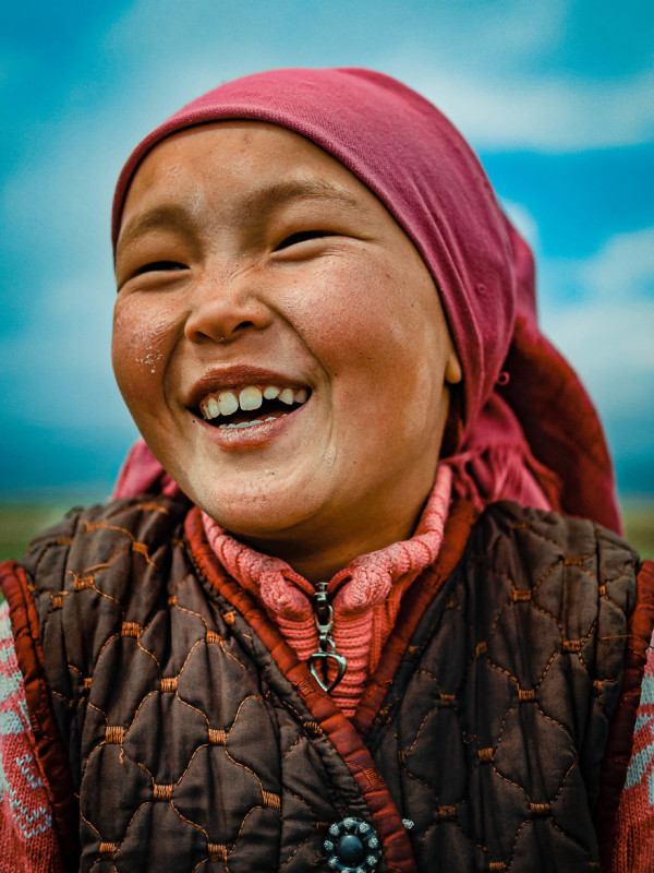 Фотография: Искренняя улыбка и пронзительный взгляд жителей Кыргызстана в объективе ливанского фотографа №2 - BigPicture.ru