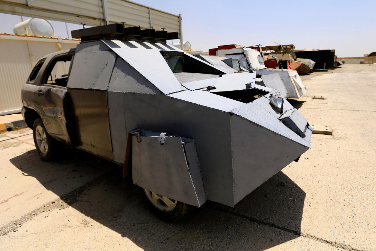 Фотография: Иракская полиция показала машины террористов Исламского государства №18 - BigPicture.ru