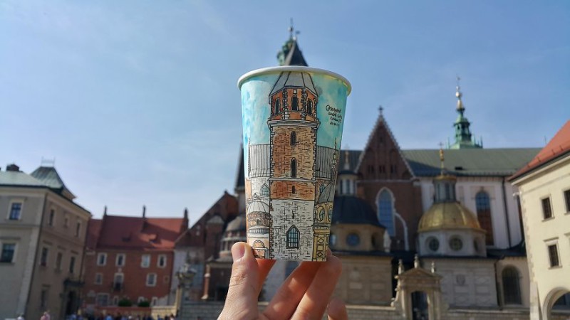 Фотография: Нет искусства без стакана: путешественник расписывает кофейные стаканчики, зарабатывая на жизнь №23 - BigPicture.ru