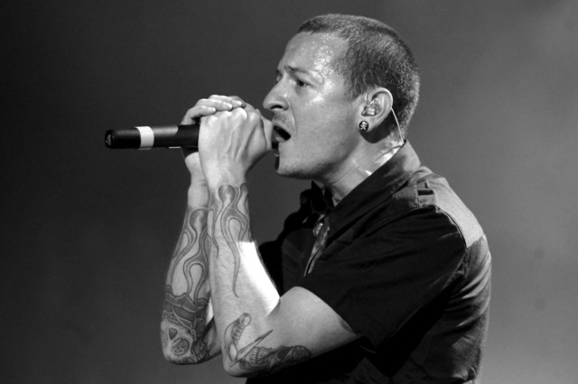 Фотография: Солист Linkin Park Честер Беннингтон покончил с собой №3 - BigPicture.ru