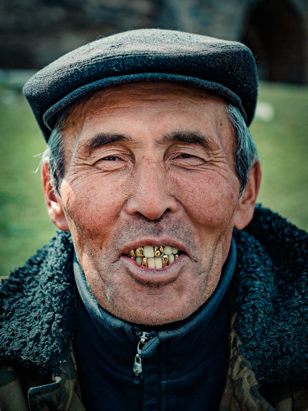 Фотография: Искренняя улыбка и пронзительный взгляд жителей Кыргызстана в объективе ливанского фотографа №6 - BigPicture.ru