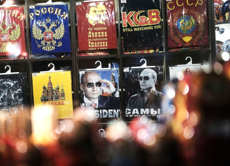 Фотография: 17 вещей из российских сувенирных лавок, которые удивили иностранцев №8 - BigPicture.ru