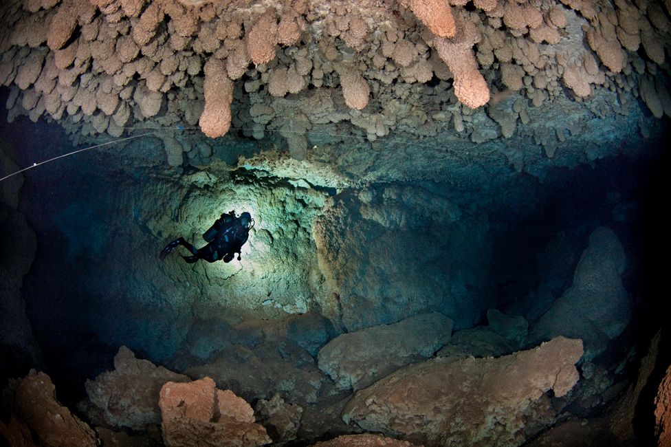 Фотография: Самый страшный кошмар дайвера: испанец провел под водой два дня без кислорода №8 - BigPicture.ru