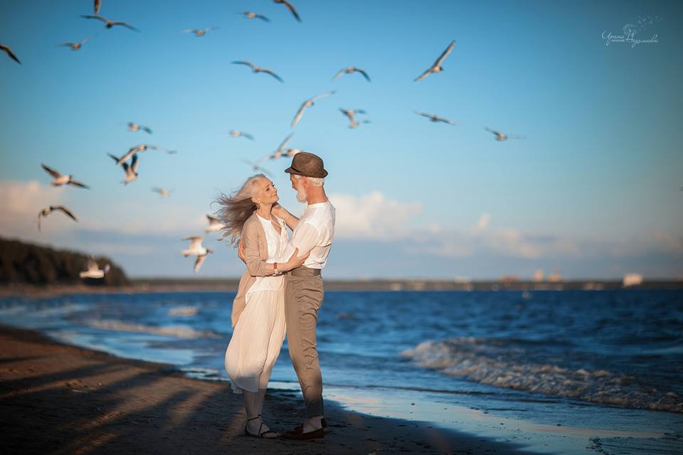Фотография: Трогательная фотосессия пожилой пары от российского фотографа №9 - BigPicture.ru